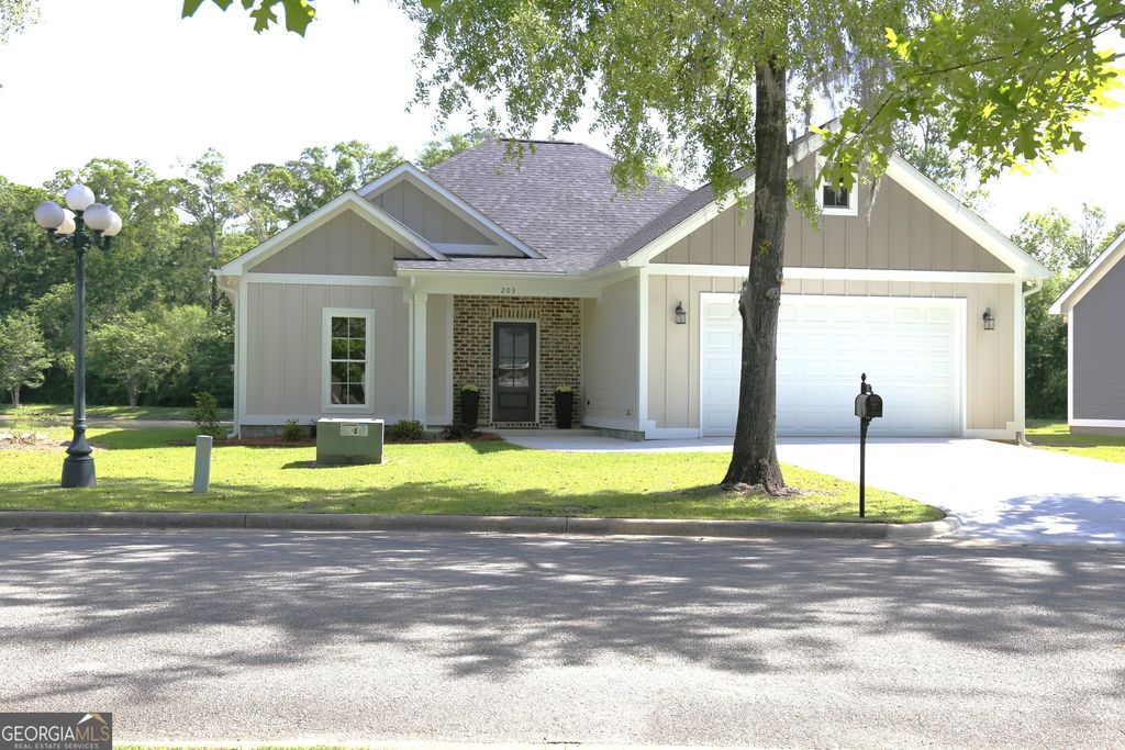 Photo of 203 Saxton Place, Leesburg, GA 31763 (MLS # 10734823)