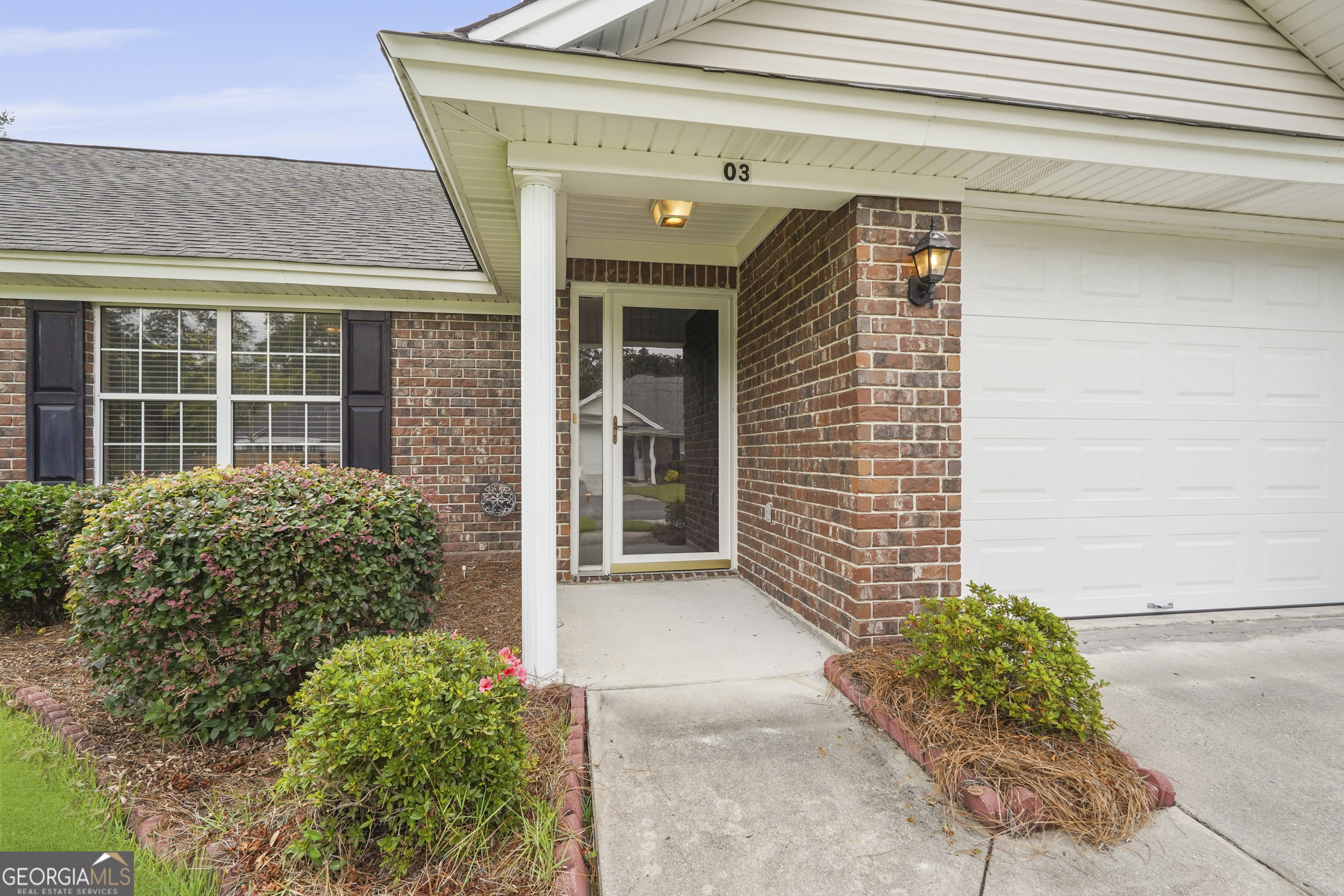 1159 Mohawk ST O3