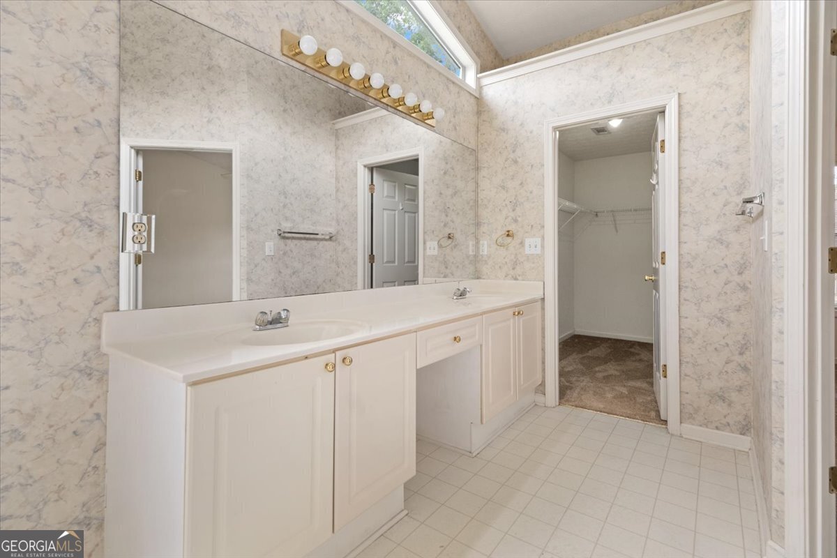 Glen Oaks Racquet Club - Residential