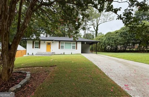 Photo of 530 Park Valley Drive NW, Atlanta, GA 30318 (MLS # 10572818)