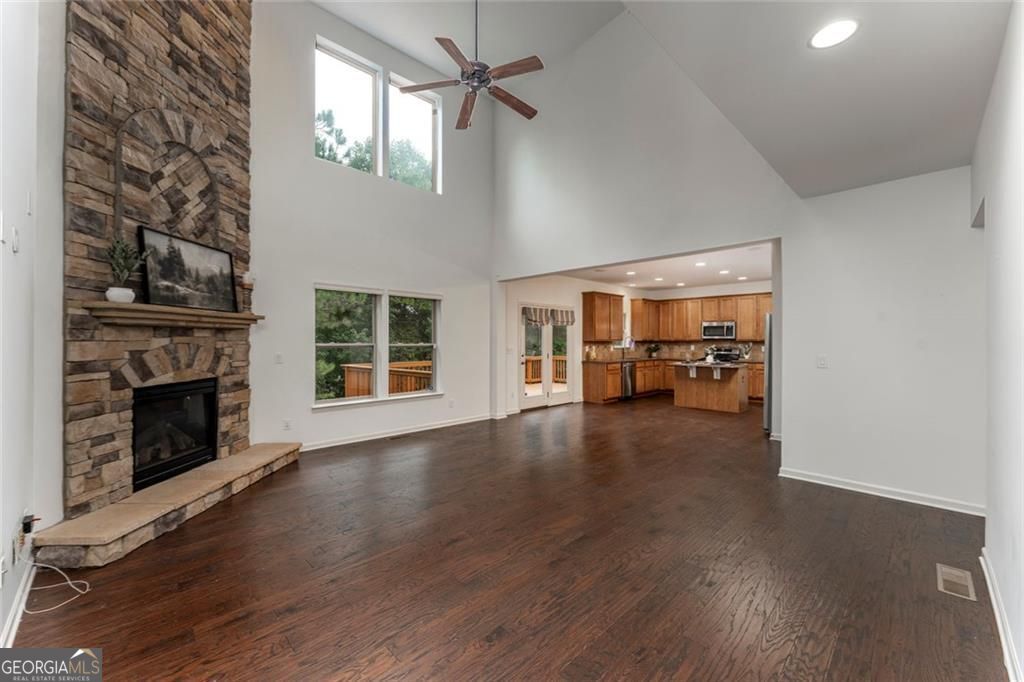 Canton, Georgia 30114, United States, 5 Bedrooms Bedrooms, ,3 BathroomsBathrooms,Residential,Active,224157