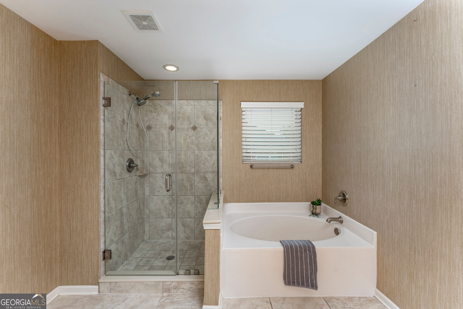 Canton, Georgia 30114, United States, 5 Bedrooms Bedrooms, ,3 BathroomsBathrooms,Residential,Active,224157