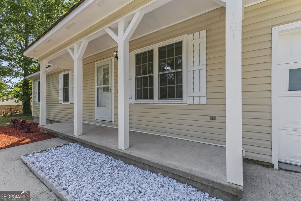 Photo of 101 Brandywine Drive, Forsyth, GA 31029 (MLS # 10730392)