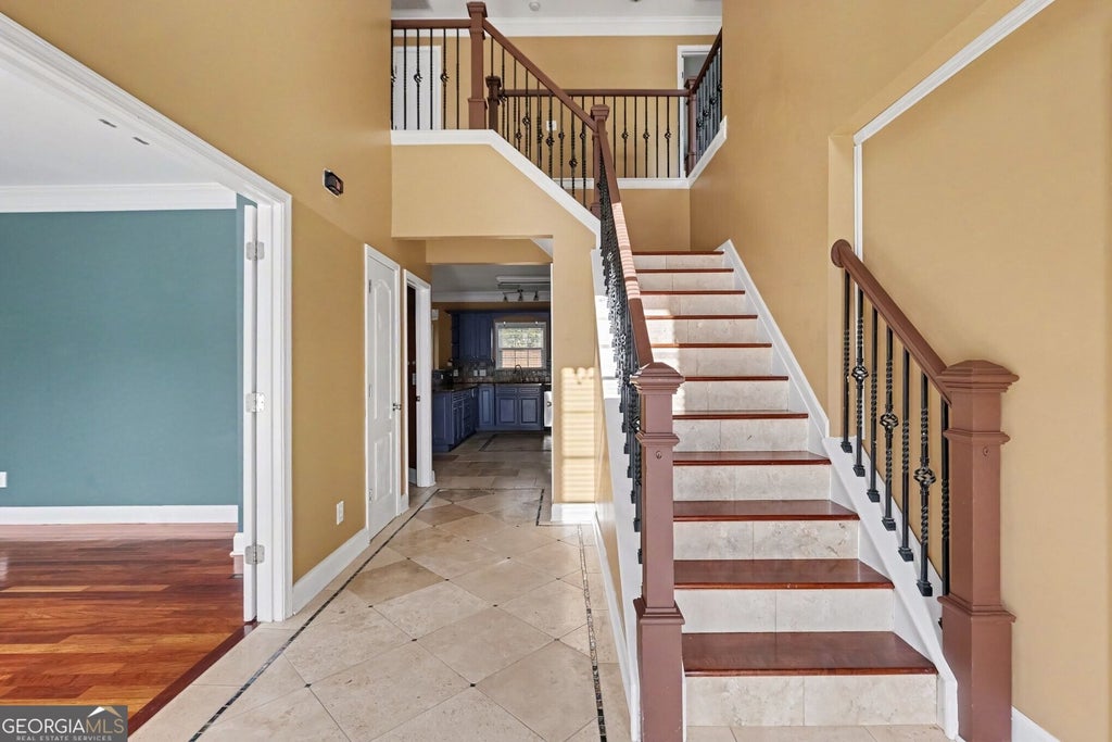 Photo of 2004 CREEK POINTE Way, Villa Rica, GA 30180 (MLS # 10882272)