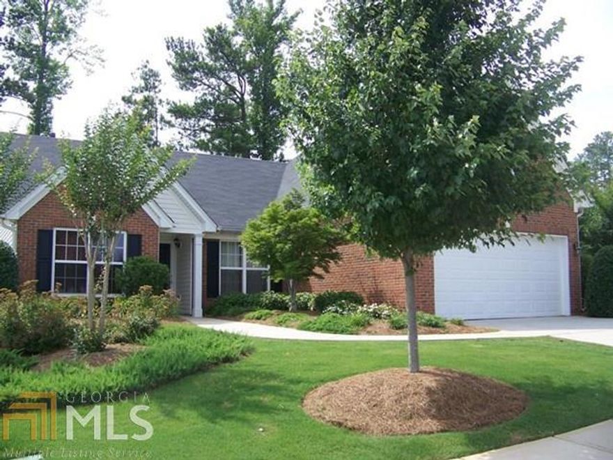 Former Model Home for Lease * Unfurnished * 3br/2ba plus large Finished Bonus Room on 2nd level* Screen Porch * Corian Counters in Kitchen * Stainless Steel Appliances (Refrigerator included), Washer & Dryer stay too * Hardwoods * Split Bedroom Plan * Separate Dining Room * Jacuzzi Tub & More! Tenant Occupied (Need 1 day notice) * 6 Month Lease also welcome * NO SIGN * Don't knock on door.