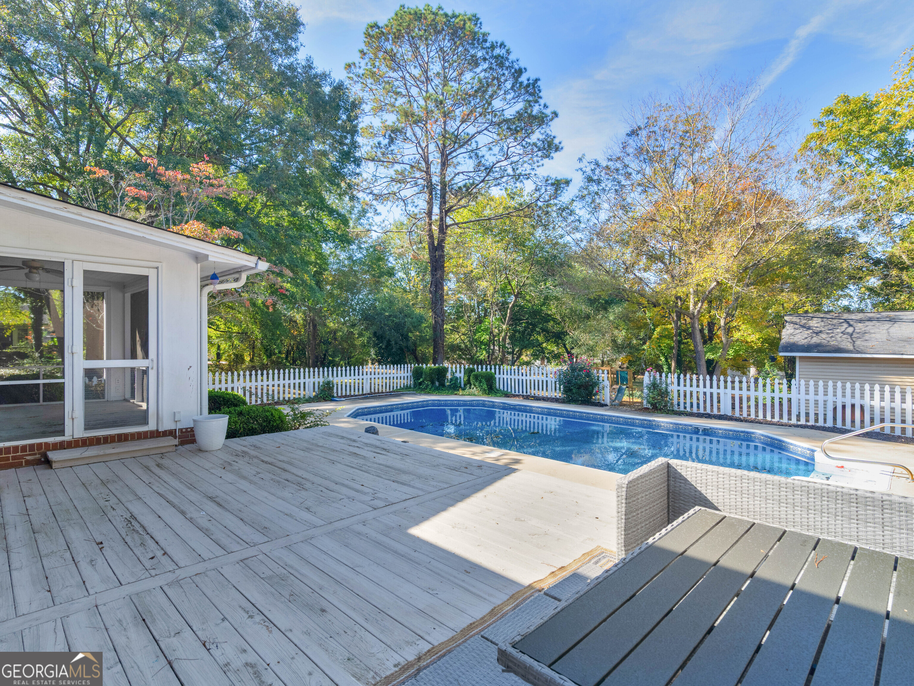 BURKE-RAINER - Residential