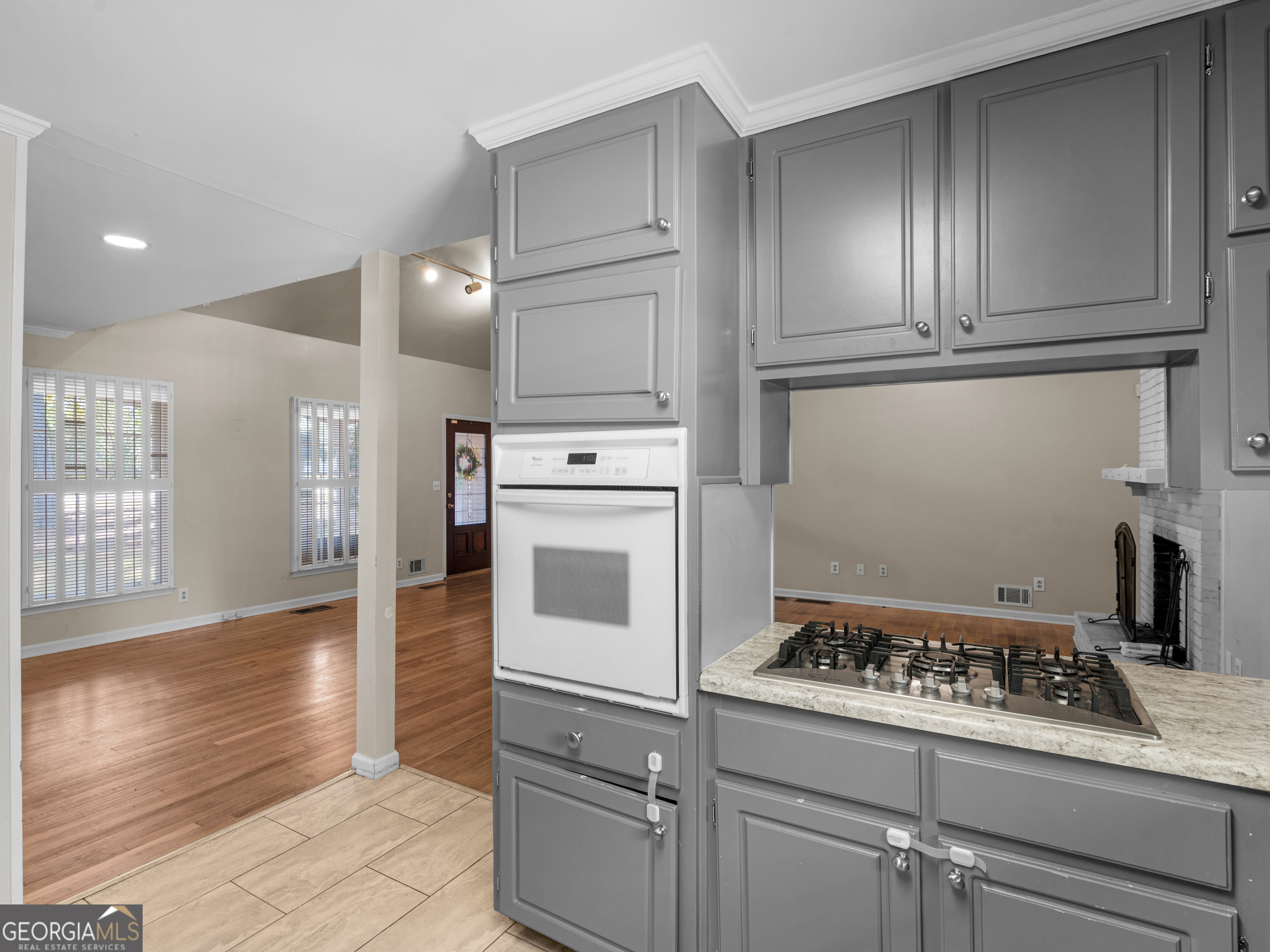 BURKE-RAINER - Residential