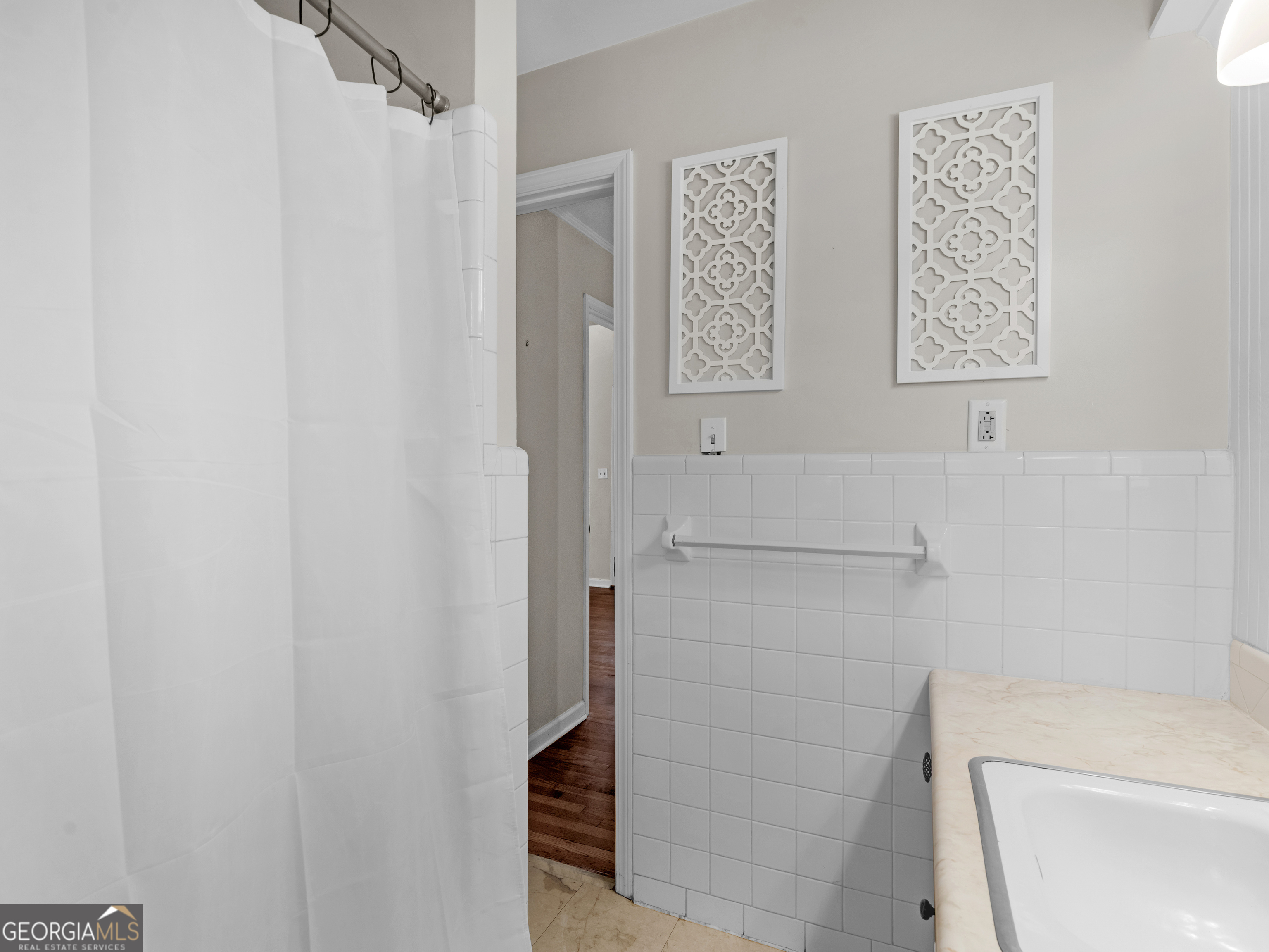 BURKE-RAINER - Residential