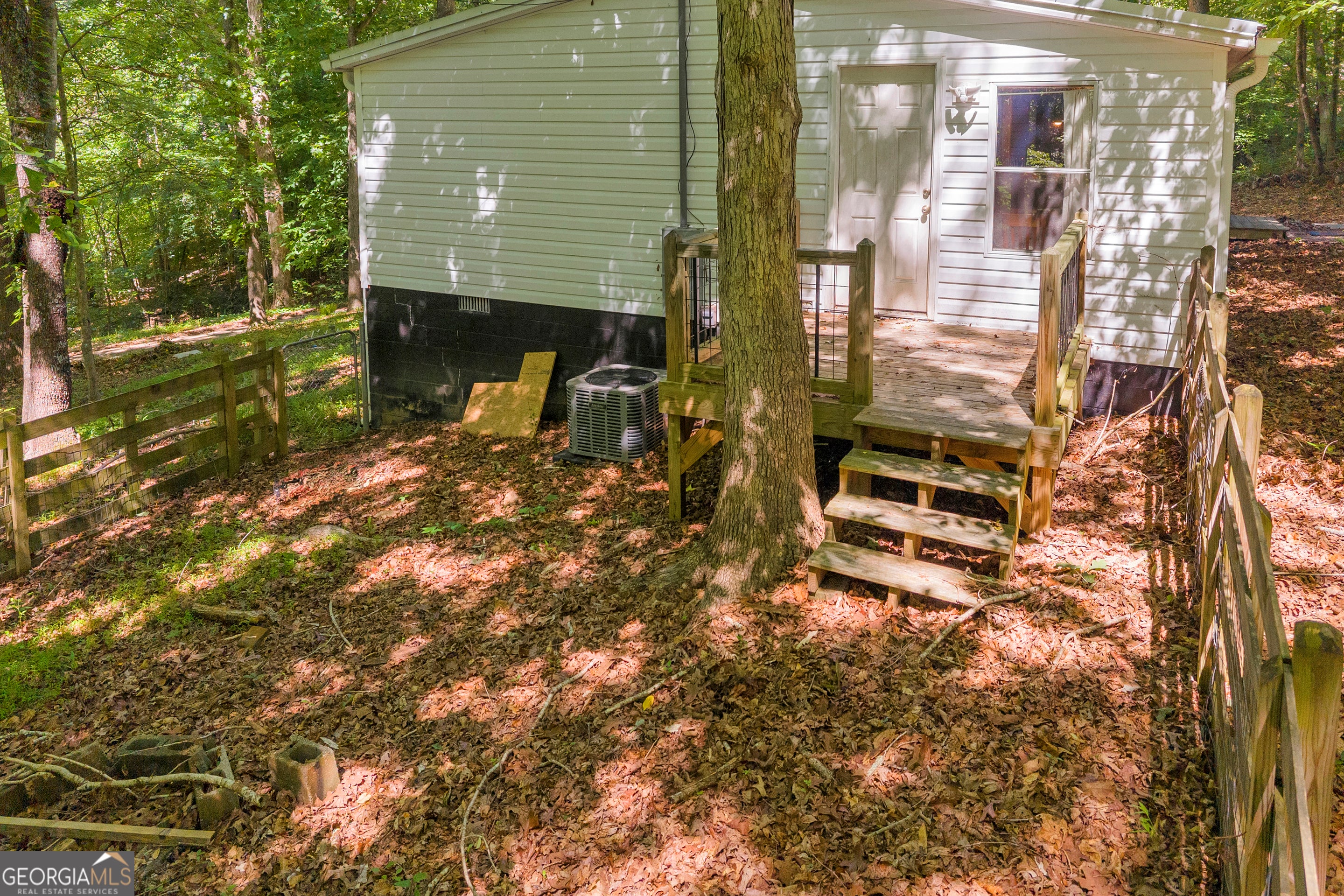 114 Lake Harbor TRL