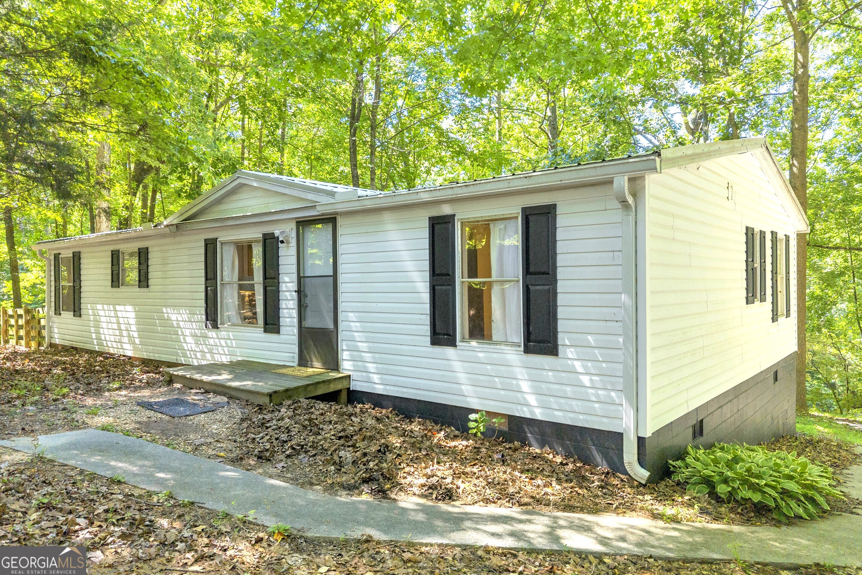 114 Lake Harbor TRL