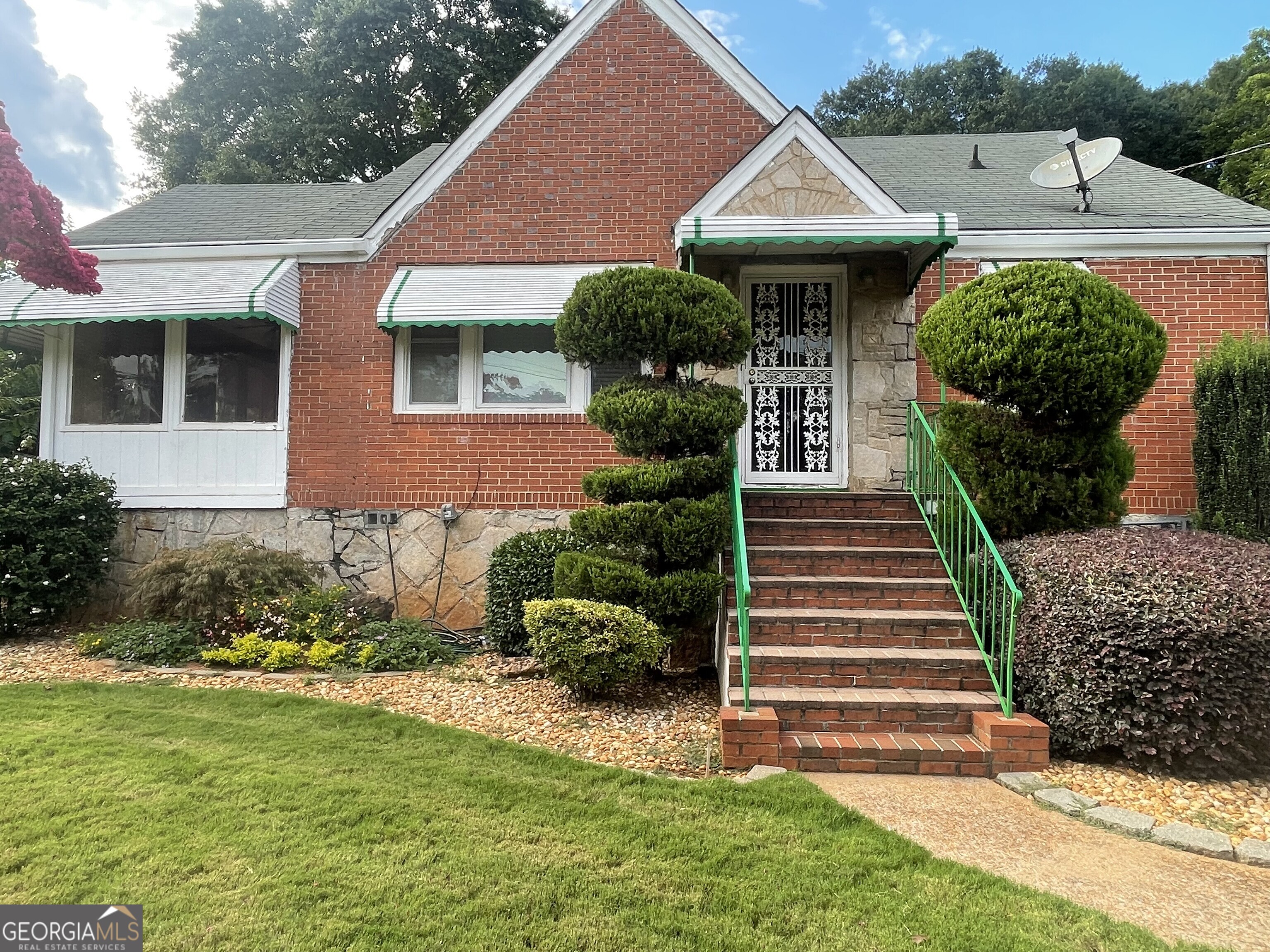 Check out this charming 3 bedroom, 1 bath bungalow in Decatur. Professionally landscaped yard. New HVAC. Screened in porch. Nestled in the heart of Decatur, Georgia, East Lake Terrace is a peaceful, tree-lined neighborhood known for its community spirit. Residents appreciate the friendly atmosphere and the convenience of its location, making it an attractive option for homeowners seeking a blend of suburban tranquility and urban accessibility. The neighborhood's proximity to downtown Atlanta provides easy access to city amenities while maintaining the serene ambiance of a close-knit community. One of the standout features of East Lake Terrace is its proximity to the renowned East Lake Golf Club. Established in 1904, this historic club is the oldest golf course in Atlanta and serves as the permanent home of the PGA Tour Championship. Golf enthusiasts will appreciate the opportunity to be near such a prestigious venue. For outdoor recreation, residents can enjoy nearby parks and green spaces. The Oakhurst Park, located at 307 Feld Ave., offers amenities such as athletic fields, a playground, and walking trails.