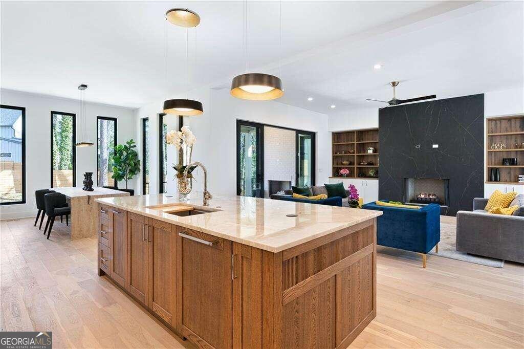 Downtown Alpharetta - Residential