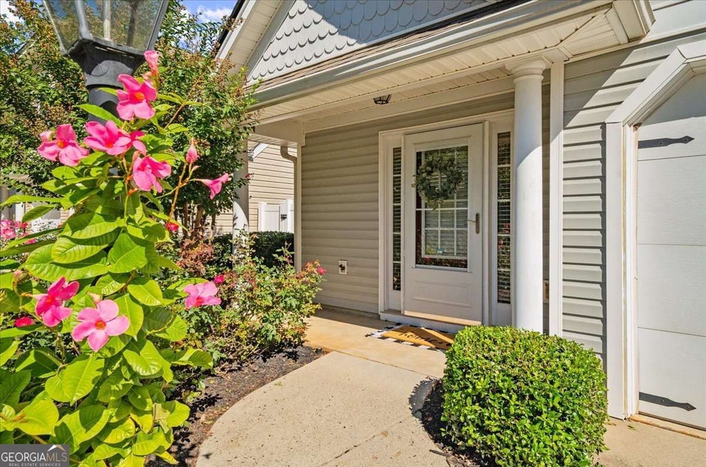Photo of 2560 Cottage View Way, Cumming, GA 30040 (MLS # 10872327)