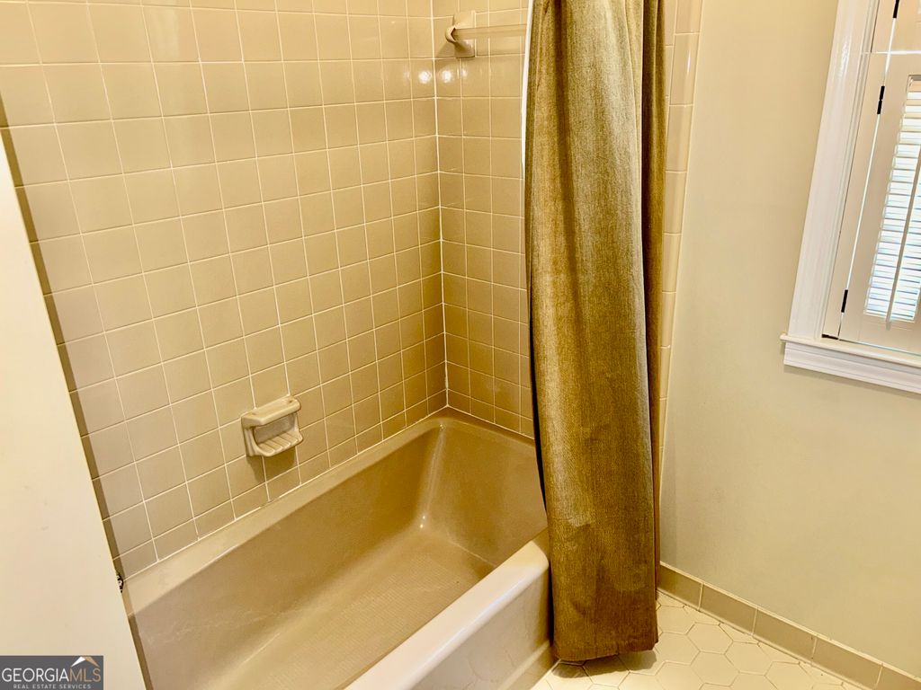 listing image 56