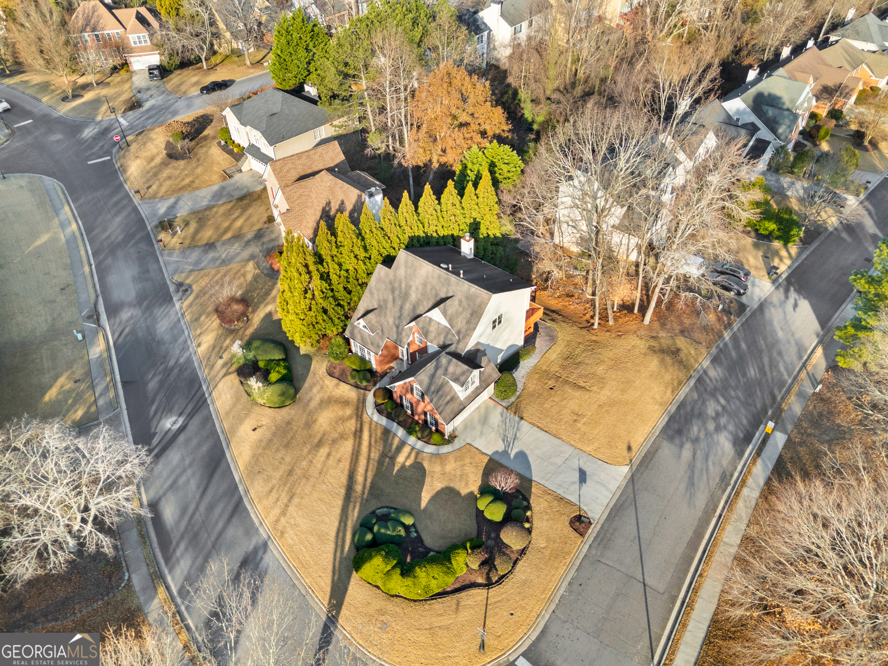 2565 RIVER SUMMIT DR