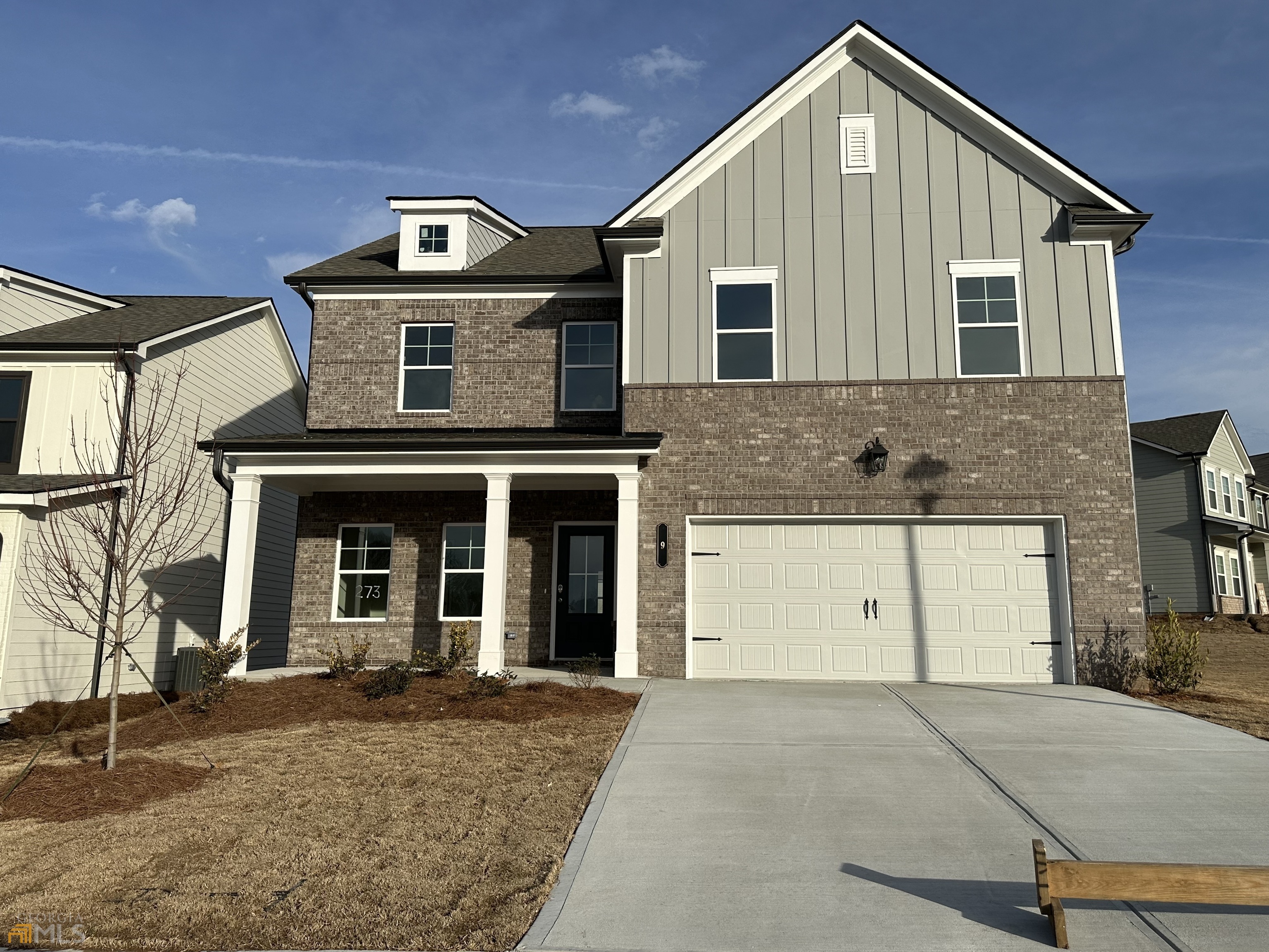 Winston This home has 4 Bedrooms and 3 Bathrooms. Modern 2-story plan with Guest Bedroom & Full Bathroom on the Main level. Open living space with Great Room, Casual Dining, and Kitchen all in one. Kitchen with large center work island with bar stool seating. Walk-in pantry, mud room at the garage. Up has Primary Suite, Loft, 2 Bedrooms, and 2 Baths. Laundry is located upstairs. Stock Images -The home is currently under construction. Please contact the listing agent for more details.