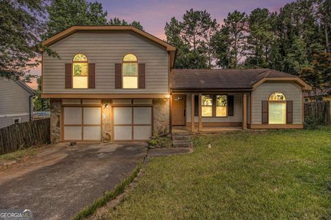 Single Family Residence in Lilburn GA 5430 Nathan Drive.jpg