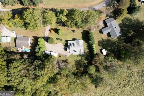 A home in Hayesville