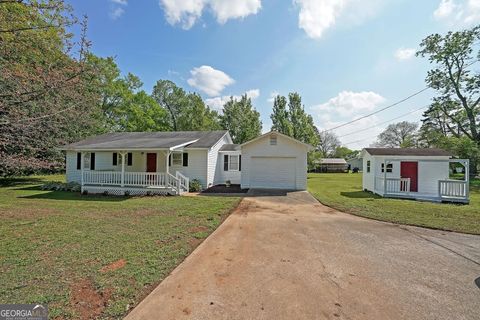 Photo of 85 W Howard Street, Kingston, GA 30145 (MLS # 10285583)