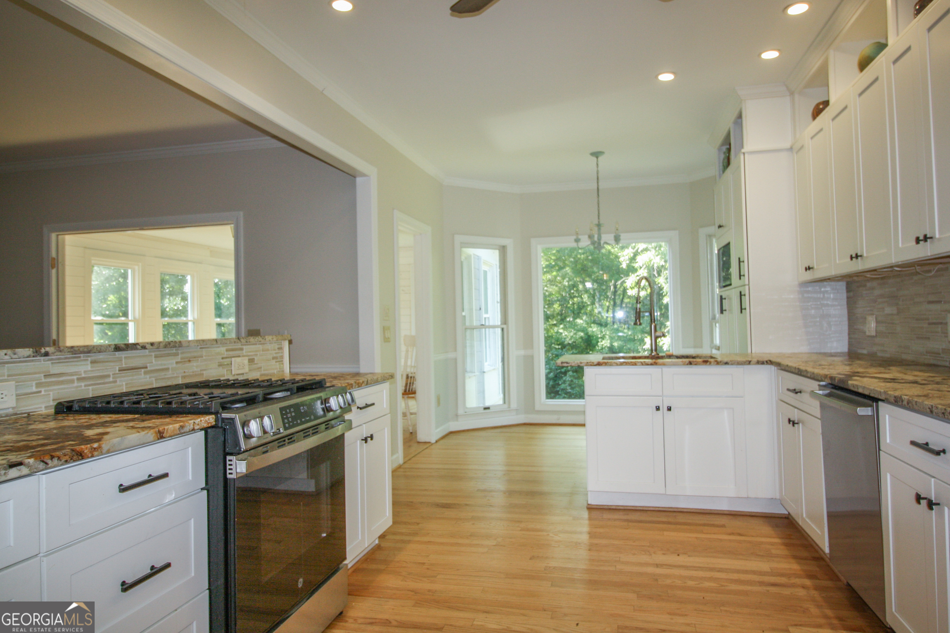 2311 Happy Valley CIR
