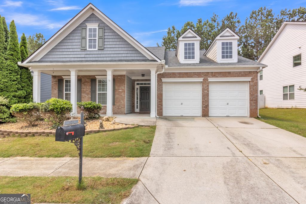 Photo of 4044 Amberleigh Trace, Gainesville, GA 30507 (MLS # 10723721)