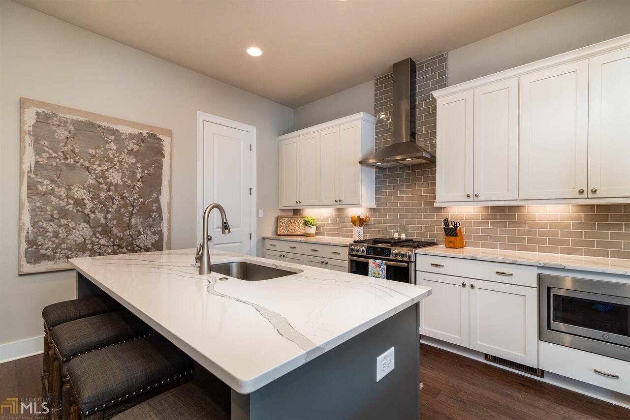 Towns At North Decatur - Residential