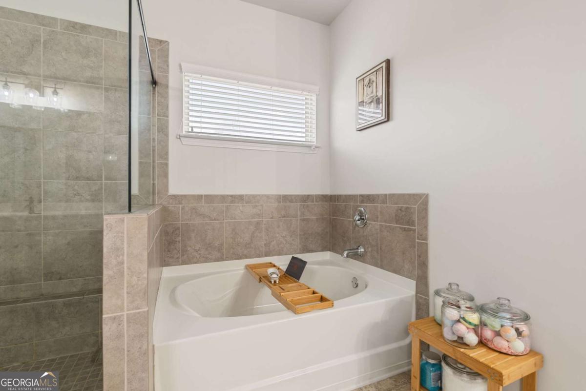 Tiberon on the Etowah - Residential