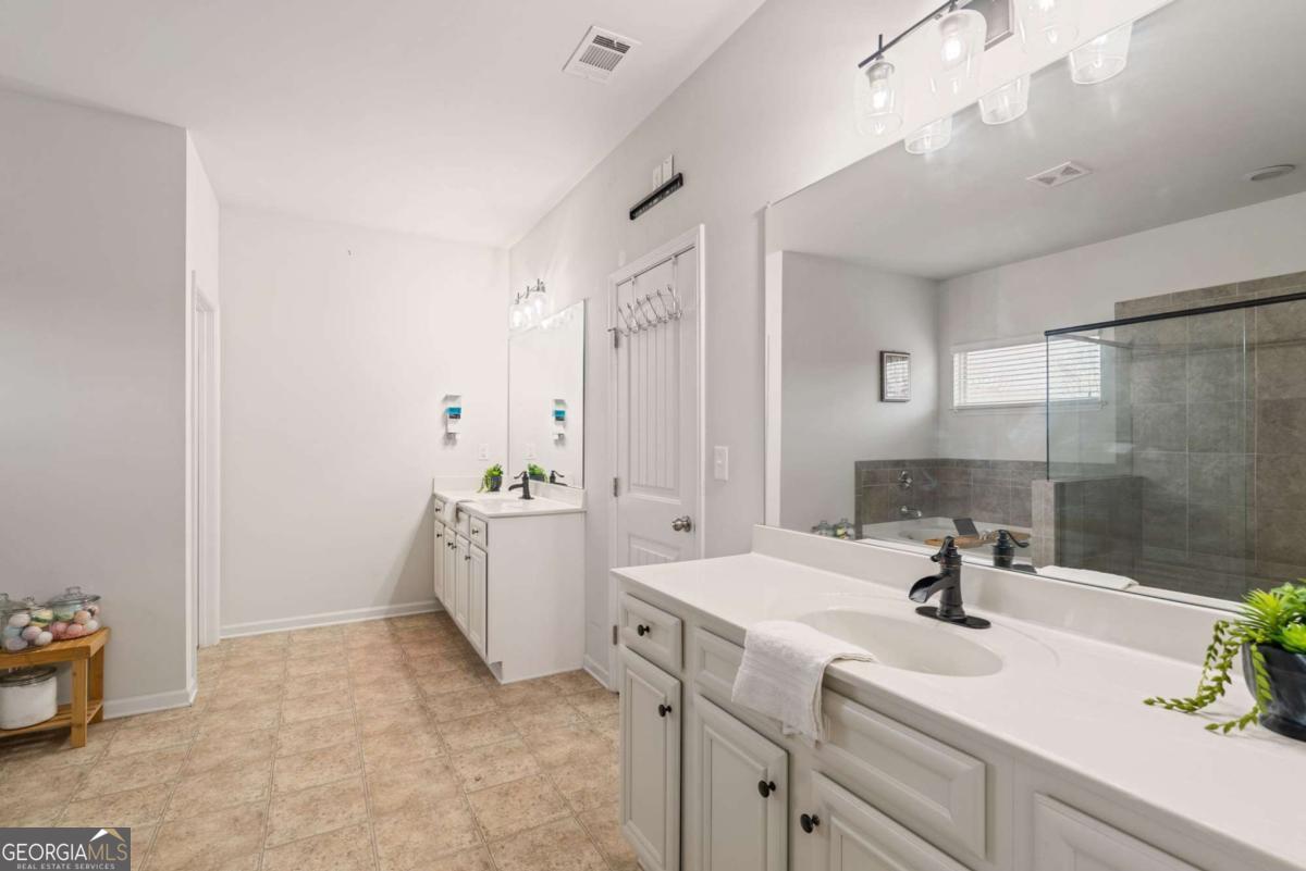 Tiberon on the Etowah - Residential