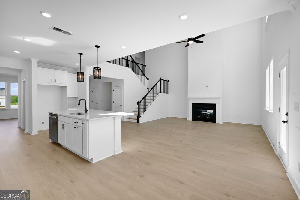 2842 Ally Carol PL