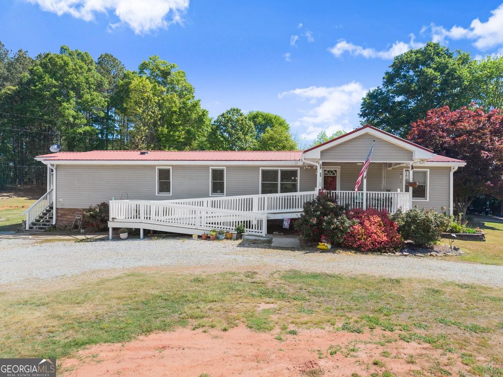 Photo of 102 Old Harden Orchard Road, Commerce, GA 30529 (MLS # 10768460)