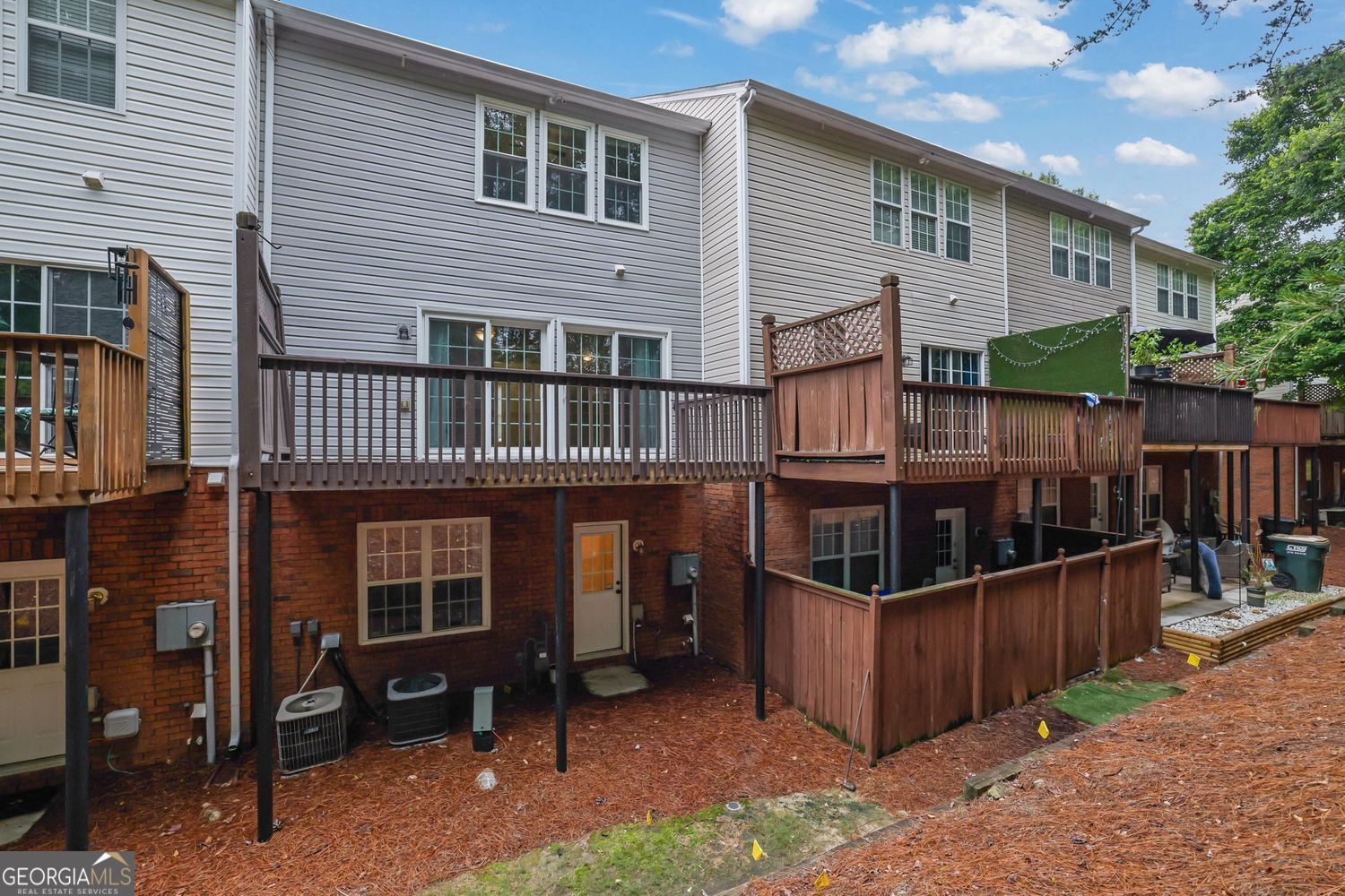 MORRIS LAKE - Residential