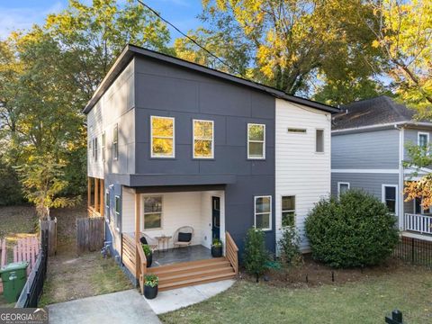 Photo of 210 LOCUST Street NE, Atlanta, GA 30317 (MLS # 10640207)