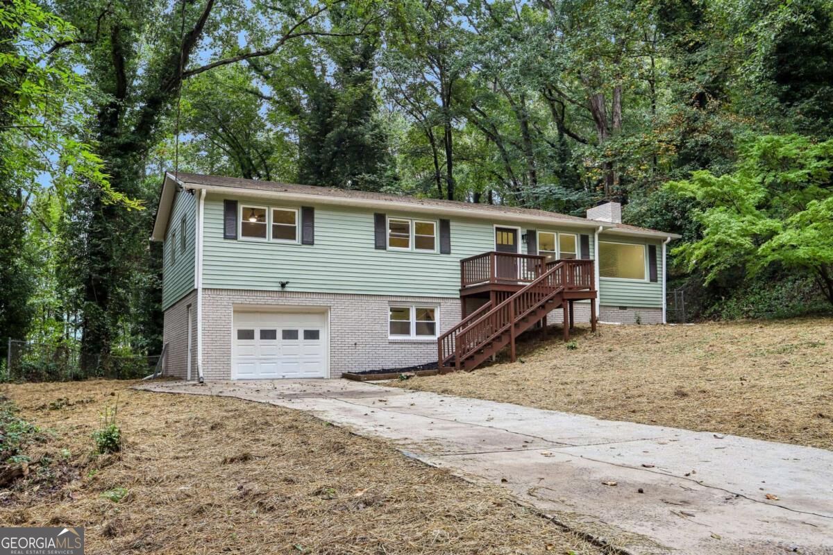250 King Arthur DR