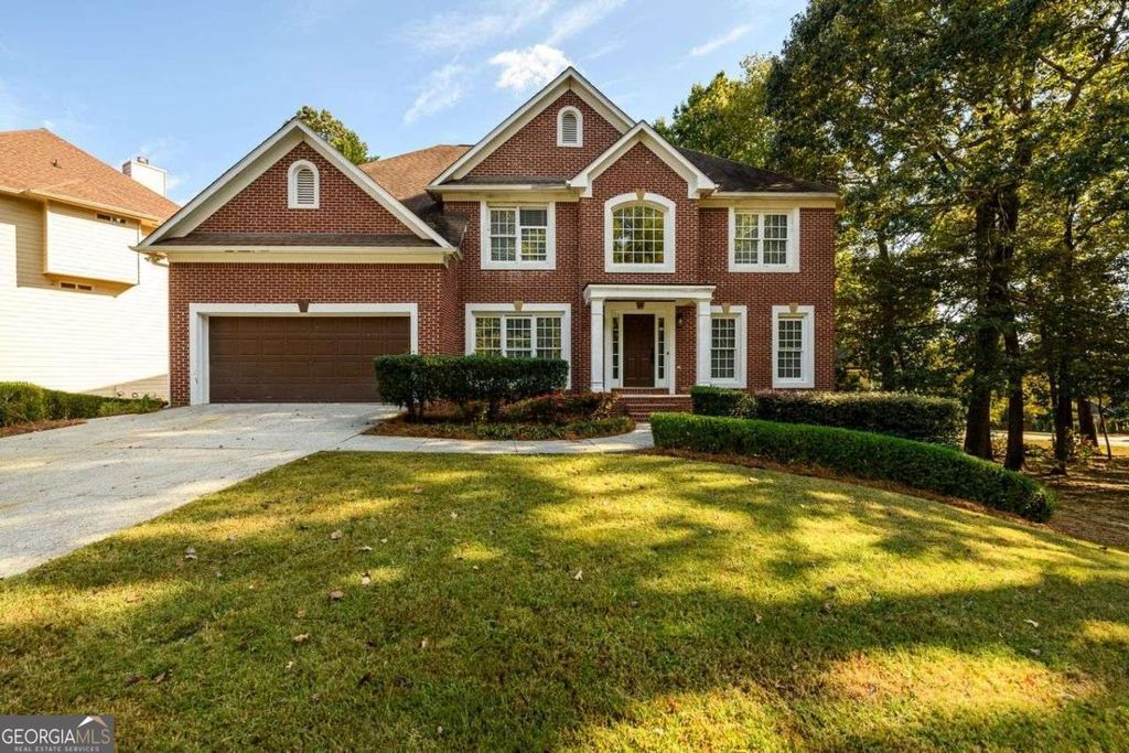 Photo of 2114 Sugar Springs Drive, Lawrenceville, GA 30043 (MLS # 10707344)