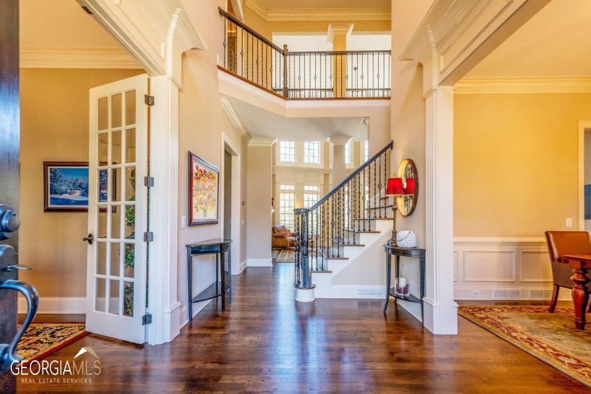 Vinings Estate - Residential