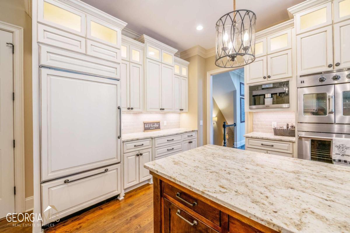 Vinings Estate - Residential