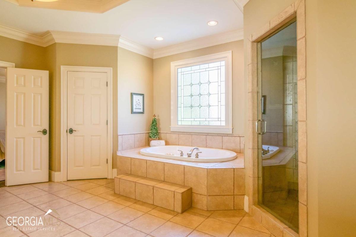 Vinings Estate - Residential