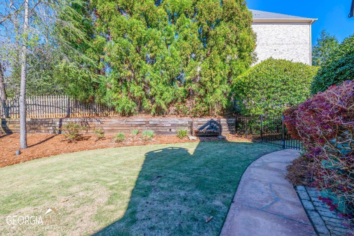 Vinings Estate - Residential