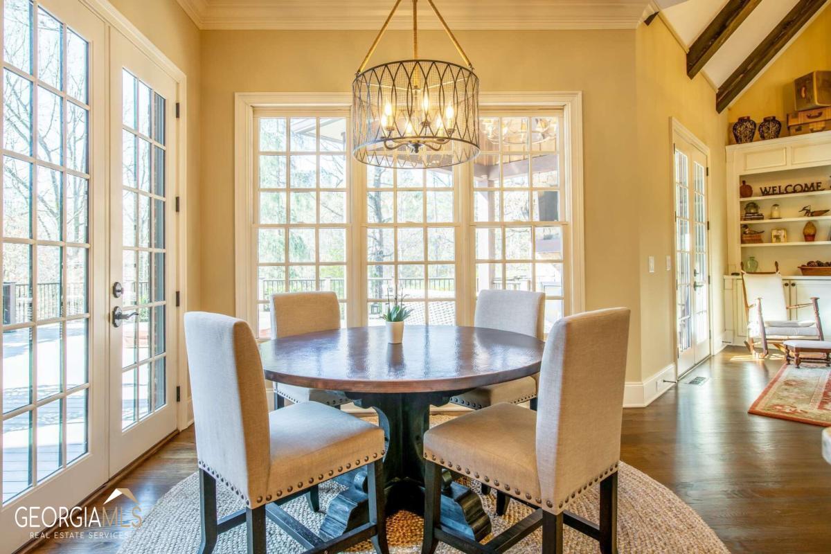 Vinings Estate - Residential