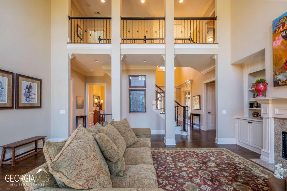 Vinings Estate - Residential
