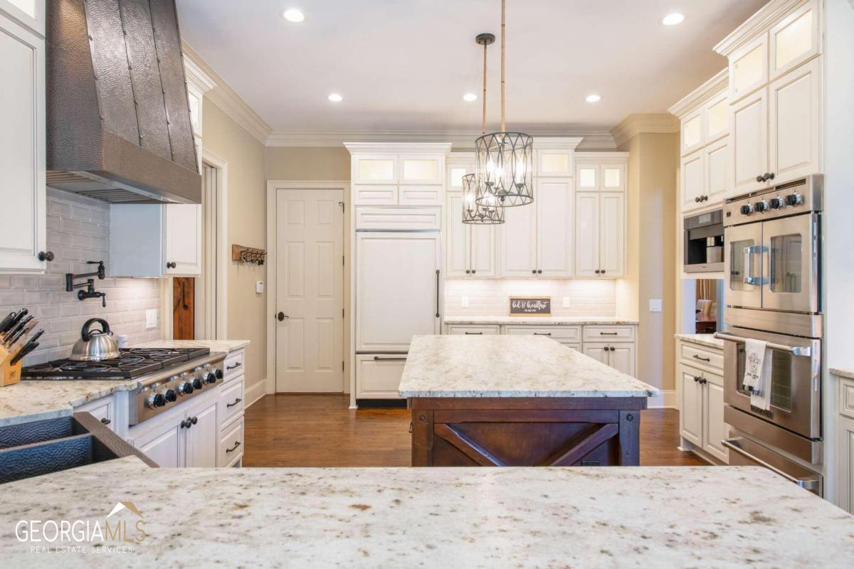 Vinings Estate - Residential