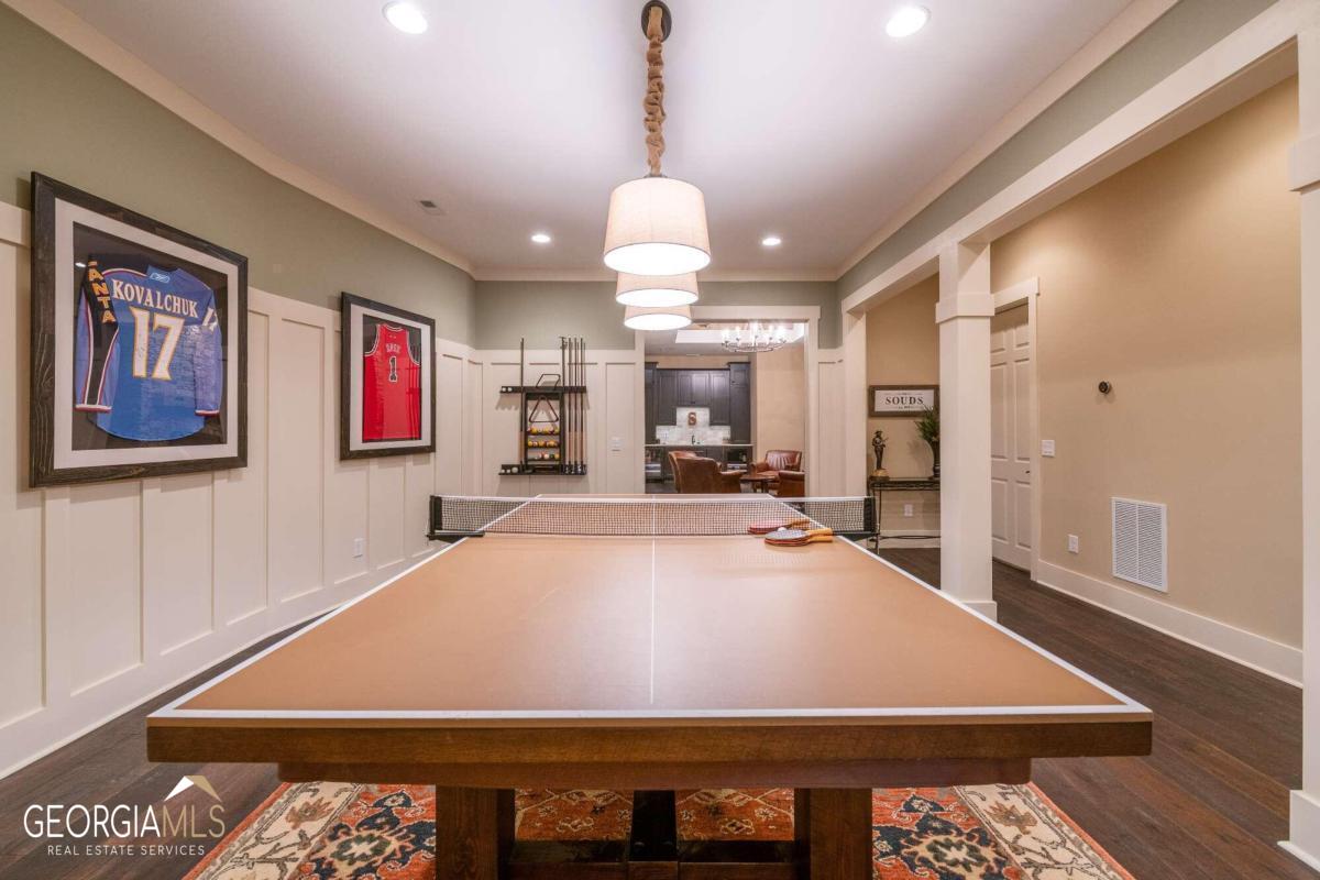 Vinings Estate - Residential