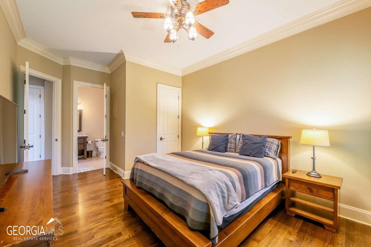 Vinings Estate - Residential