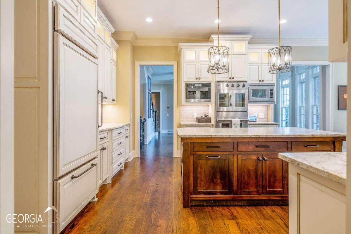 Vinings Estate - Residential
