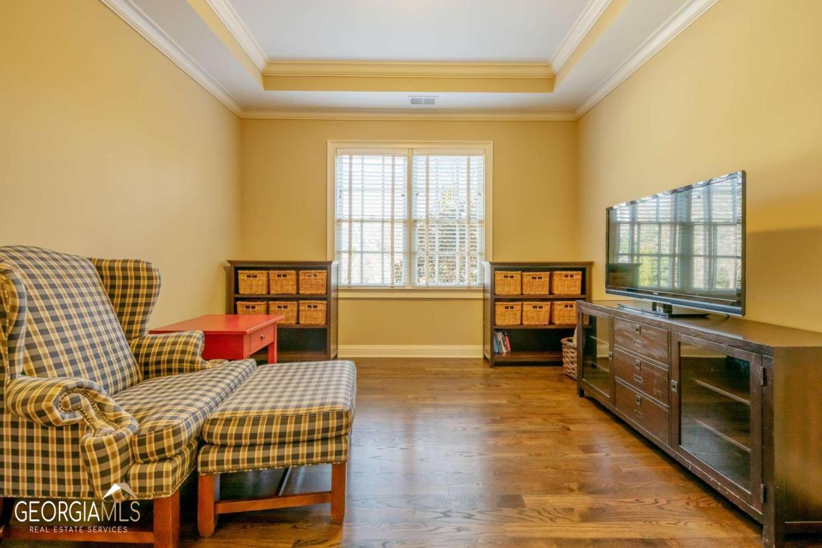 Vinings Estate - Residential