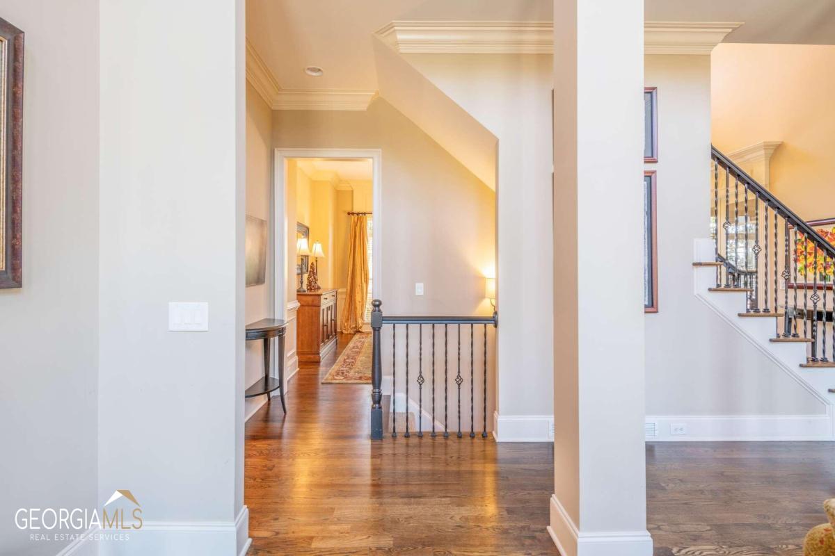 Vinings Estate - Residential