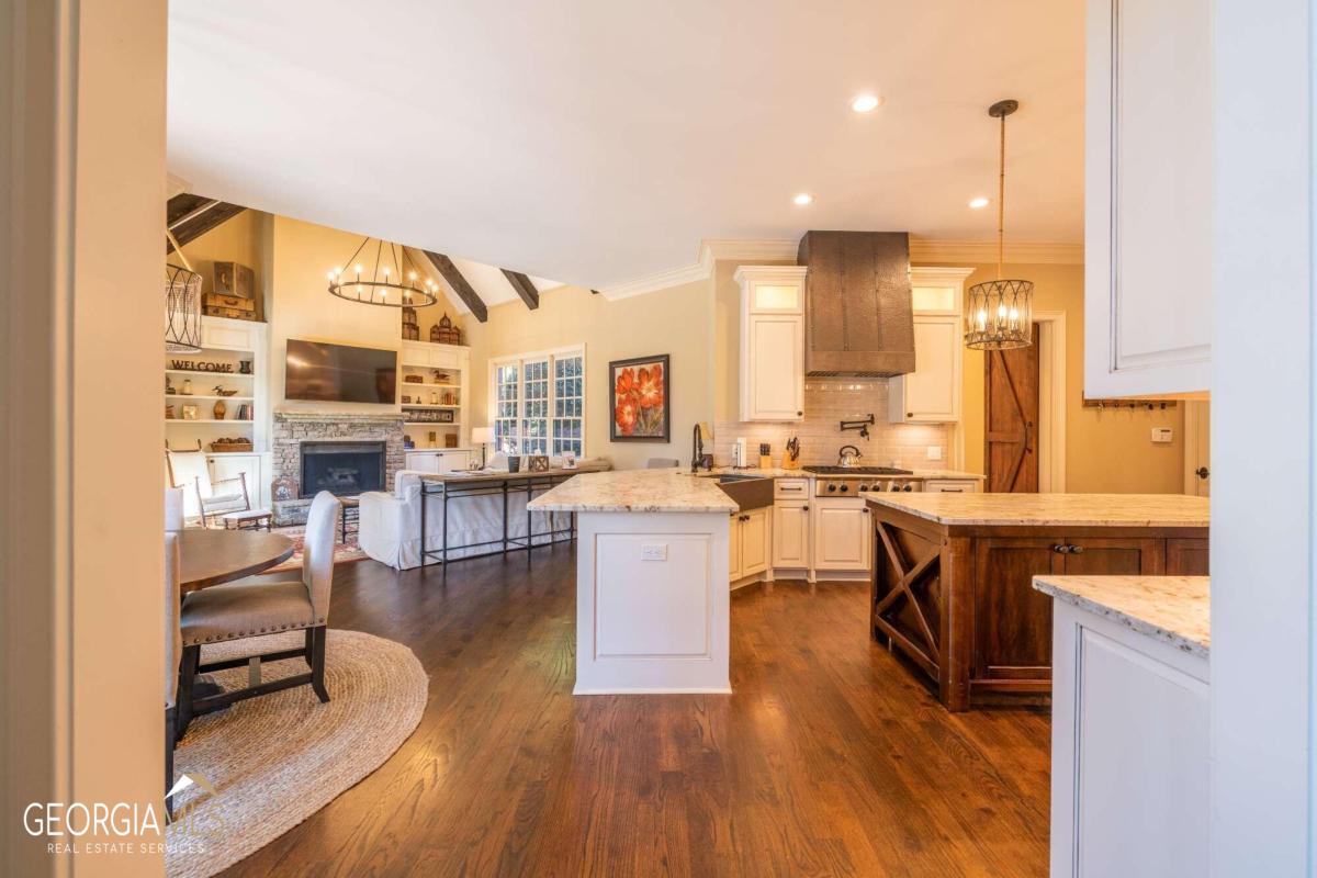 Vinings Estate - Residential