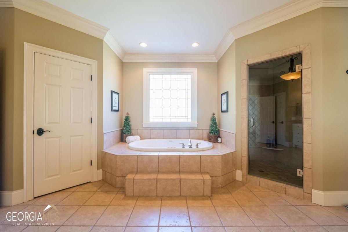 Vinings Estate - Residential