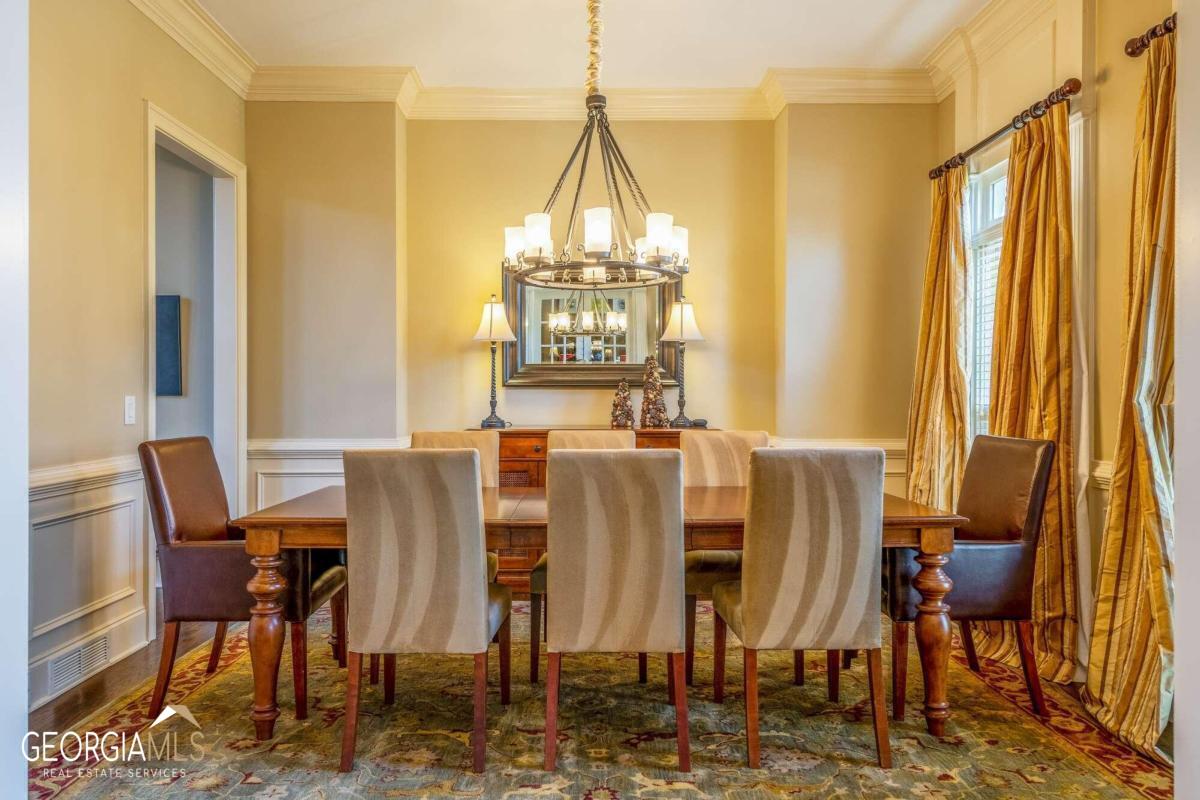 Vinings Estate - Residential
