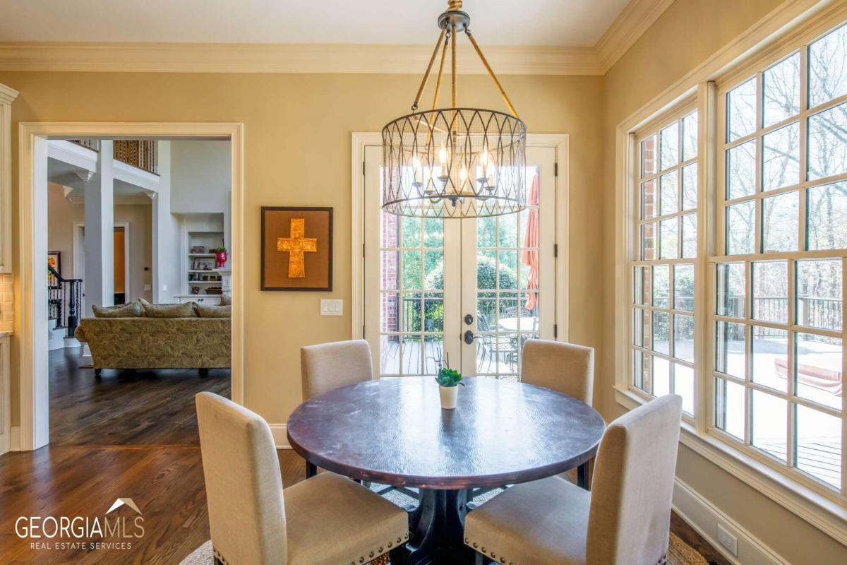 Vinings Estate - Residential